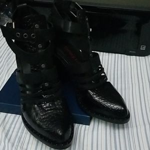 Chunky cutout ankle shoes